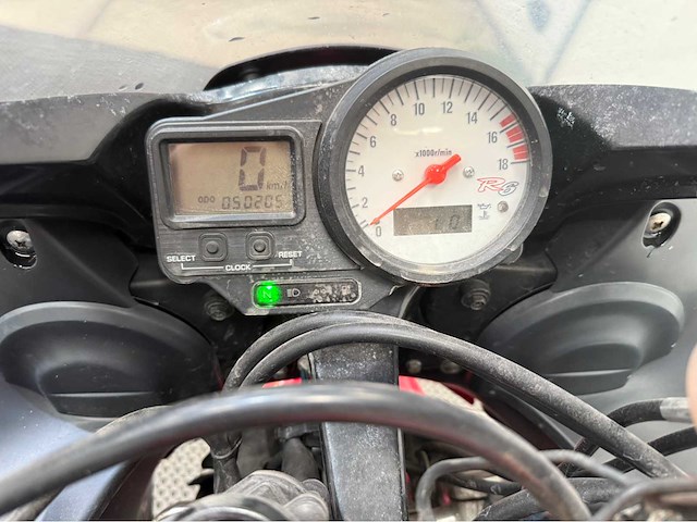 Yamaha - r6 - sport - motorfiets - 1999 - afbeelding 18 van  19