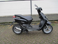 Yamaha - snorscooter - neo's 2 t - scooter - afbeelding 8 van  11