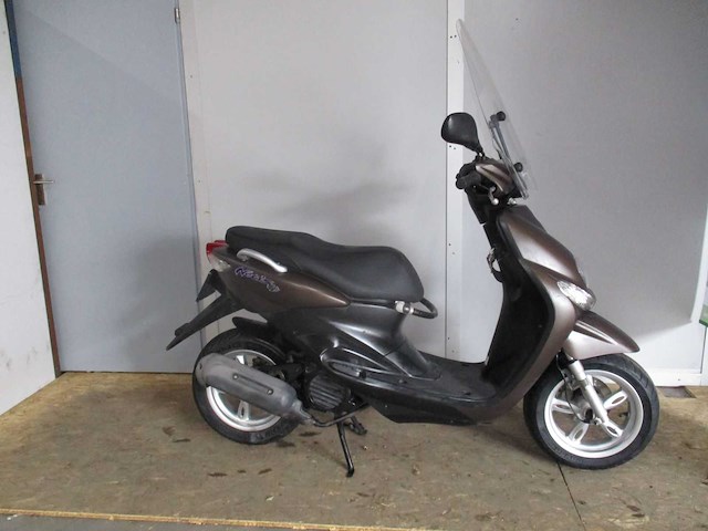 Yamaha - snorscooter - neo's 4 - scooter - afbeelding 5 van  6