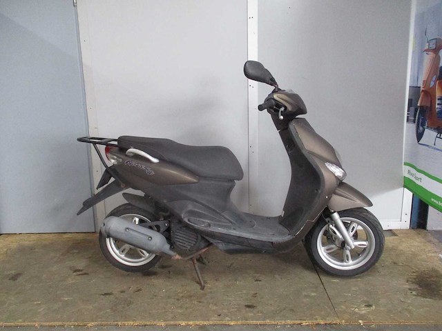 Yamaha - snorscooter - neo's 4 injectie - scooter - afbeelding 8 van  11