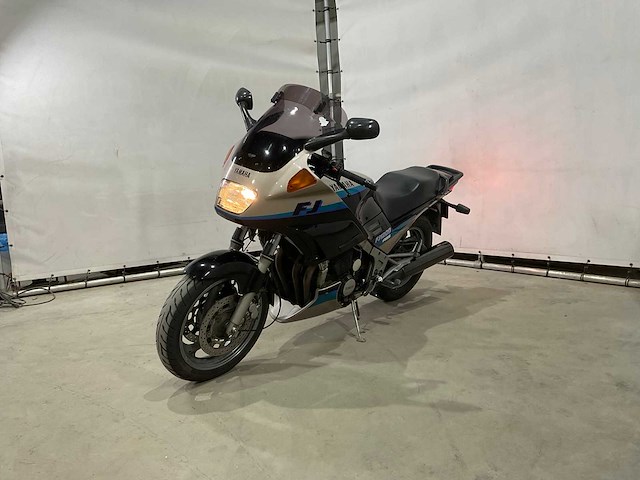 Yamaha - tour - fj 1300 - motorfiets - afbeelding 1 van  20
