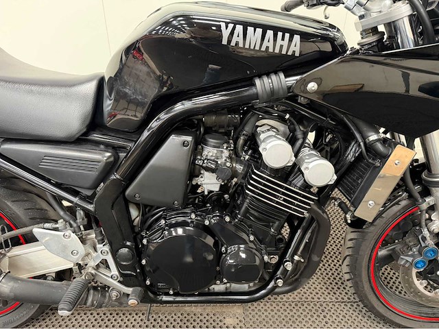 Yamaha - tour - fzs 600 - fazer - motorfiets - 1998 - afbeelding 2 van  9