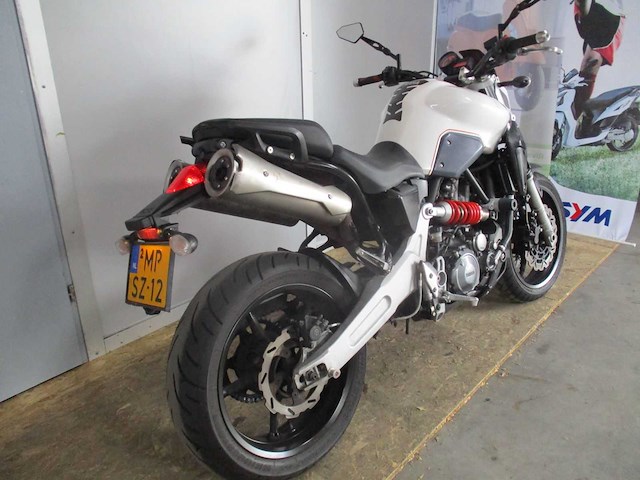 Yamaha - tour - mt-03 -660 cc motorcycle - afbeelding 9 van  11