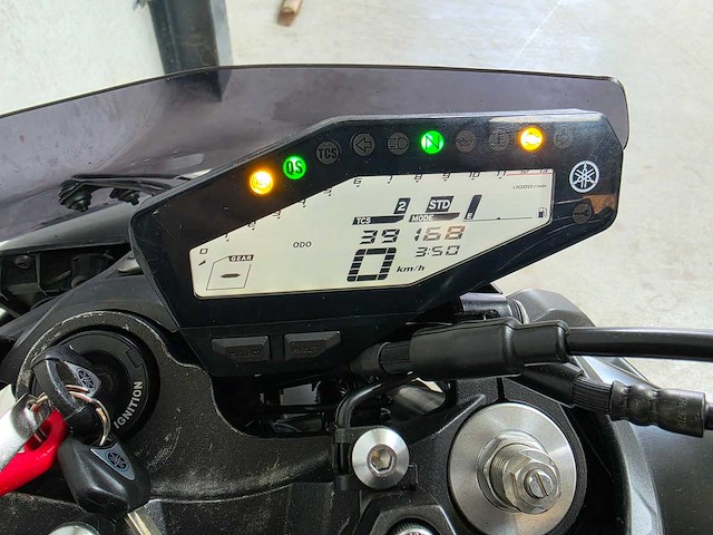 Yamaha - tour - mt-09 abs - motorfiets - afbeelding 8 van  8