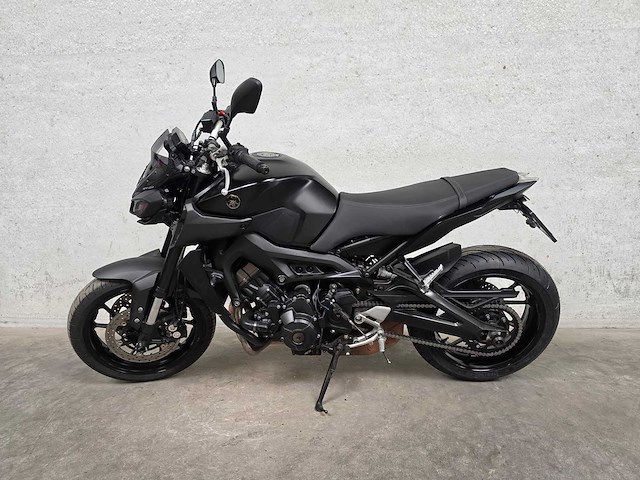 Yamaha - tour - mt-09 abs - motorfiets - afbeelding 1 van  4