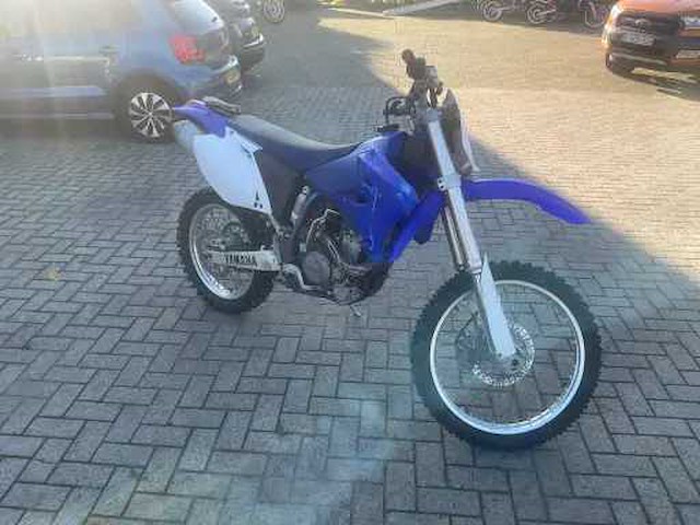 Yamaha 250 motorfiets crossb. - afbeelding 6 van  10