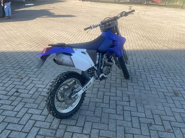 Yamaha 250 motorfiets crossb. - afbeelding 8 van  10