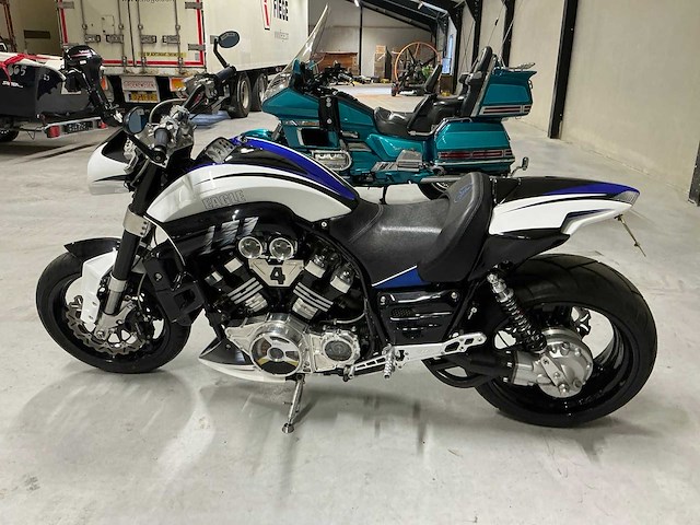 Yamaha 2lt vmax 1200 motorfiets - afbeelding 14 van  17
