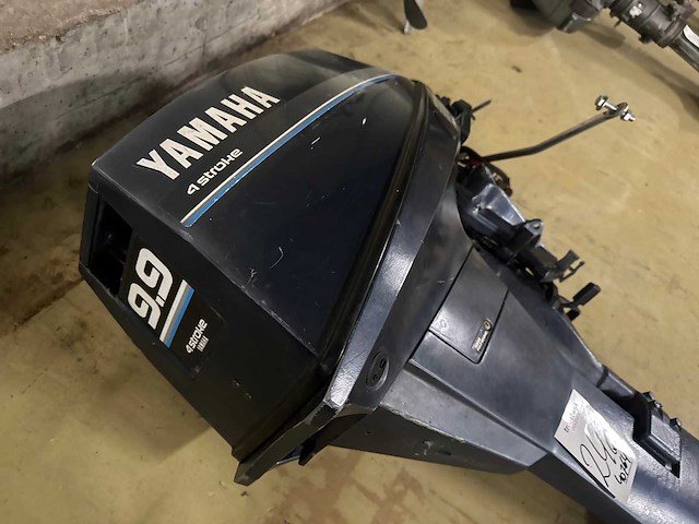 Yamaha 4 stroke - 9.9 pk - buitenboordmotor - afbeelding 3 van  5