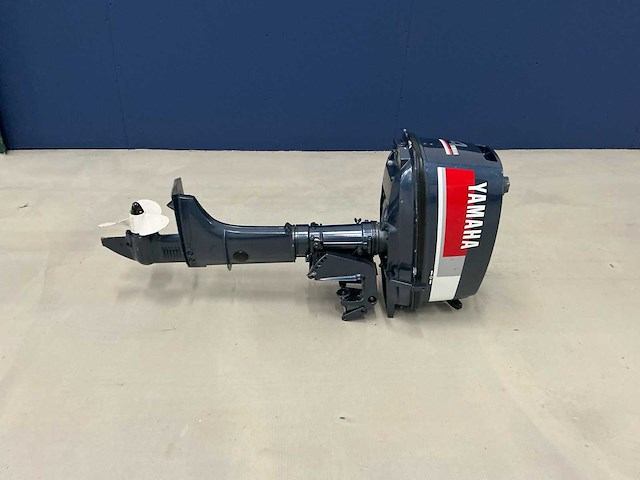 Yamaha 4pk buitenboordmotor - afbeelding 1 van  8