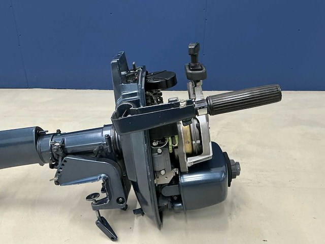 Yamaha 4pk buitenboordmotor - afbeelding 3 van  8