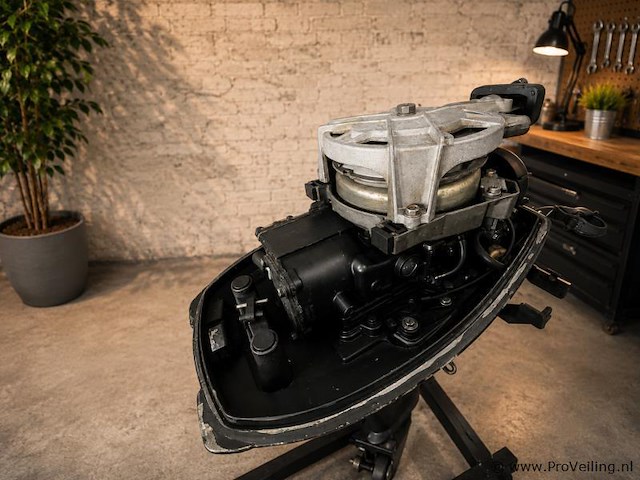Yamaha 5 pk buitenboordmotor - afbeelding 4 van  4