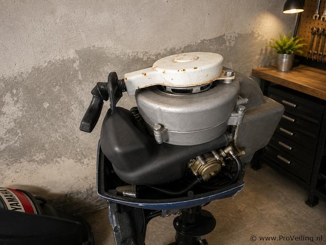 Yamaha 5 pk buitenboordmotor - afbeelding 2 van  4
