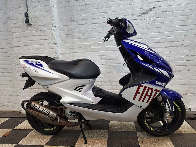 Yamaha aerox 45 km bromscooter 2takt - afbeelding 6 van  7