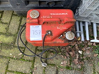 Yamaha benzinetank - afbeelding 1 van  2