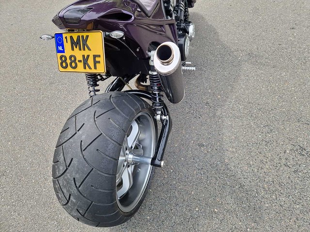 Yamaha chopper vmx 1200 v-max motorfiets - afbeelding 8 van  13