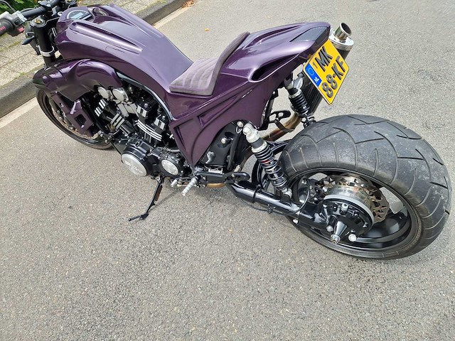 Yamaha chopper vmx 1200 v-max motorfiets - afbeelding 11 van  13