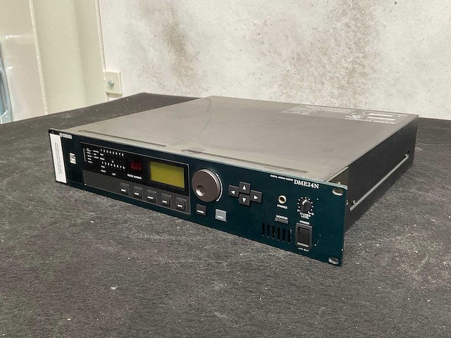 Yamaha dme24n systeem processor - afbeelding 1 van  4