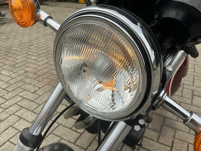 Yamaha dohc 750 motorfiets 3 cilinder - afbeelding 9 van  10