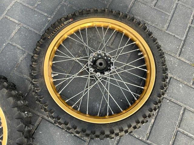 Yamaha dt 125 lc 57u motorfiets - afbeelding 10 van  17