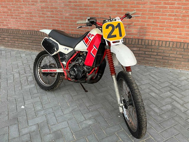 Yamaha dt 125 lc 57u motorfiets - afbeelding 1 van  17