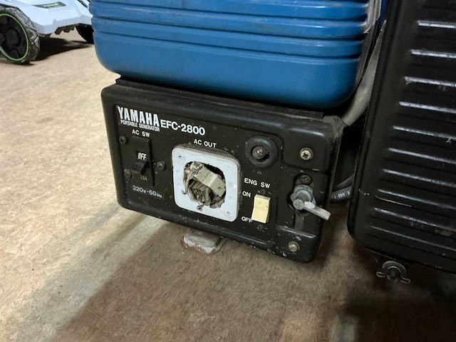Yamaha efc-2800 aggregaat - afbeelding 5 van  7