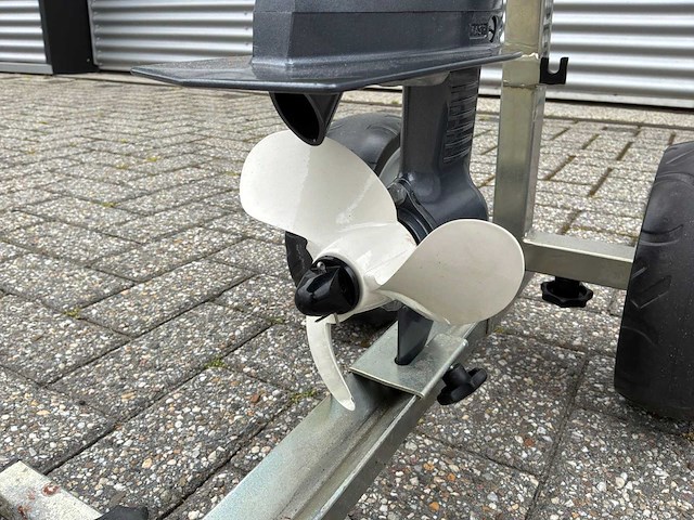 Yamaha f6cmh buitenboordmotor - afbeelding 3 van  4