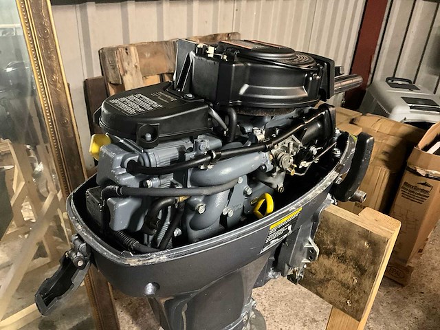 Yamaha four stroke 8 pk buitenboordmotor - afbeelding 10 van  11
