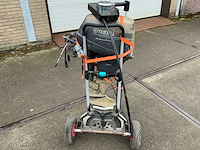Yamaha fourstroke 9,9 pk buitenboordmotor - afbeelding 9 van  14