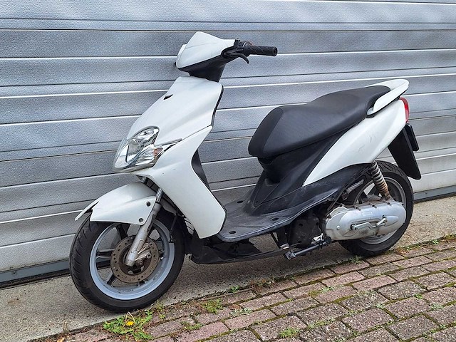 Yamaha jog 25 km snorscooter 2takt - afbeelding 2 van  7
