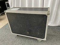 Yamaha ls9-32 digitale mengtafel - afbeelding 2 van  7