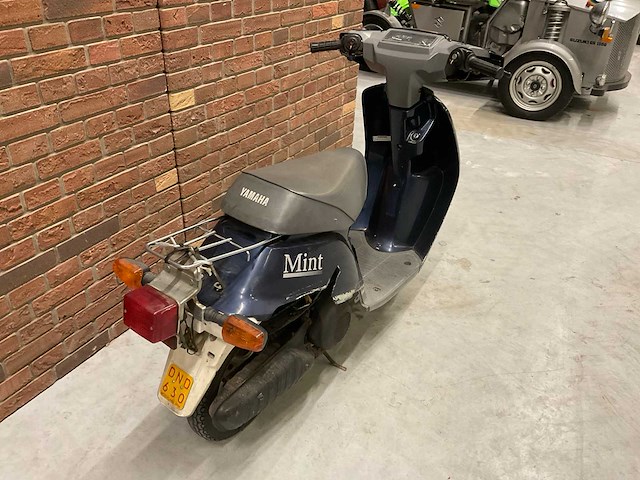 Yamaha mint scooter - afbeelding 7 van  12