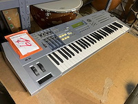 Yamaha motif es6 synthesizer keyboard - afbeelding 3 van  9