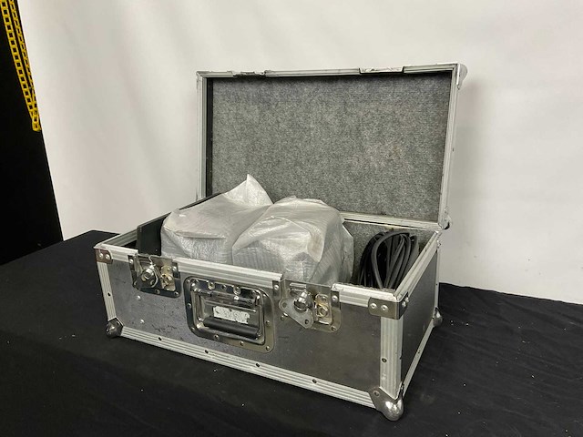 Yamaha ms101-4 yamaha actieve monitor (2x) - afbeelding 6 van  8