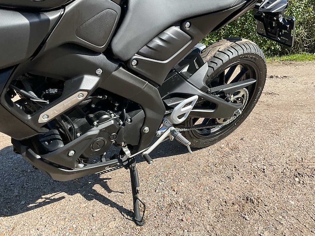 Yamaha mt-125 motorfiets - afbeelding 3 van  18