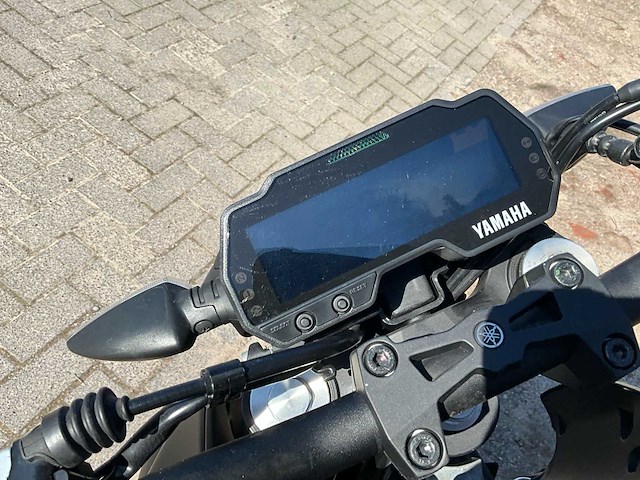 Yamaha mt-125 motorfiets - afbeelding 9 van  18
