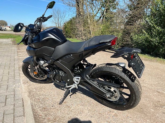 Yamaha mt-125 motorfiets - afbeelding 12 van  18