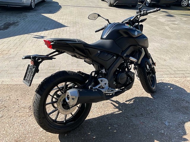 Yamaha mt-125 motorfiets - afbeelding 14 van  18