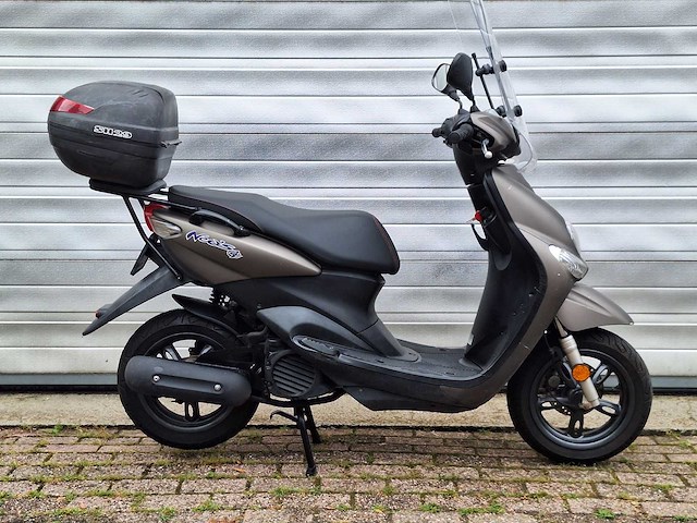Yamaha neo´s 45km bromscooter 4-takt - afbeelding 3 van  7