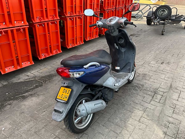 Yamaha neos scooter - afbeelding 8 van  13