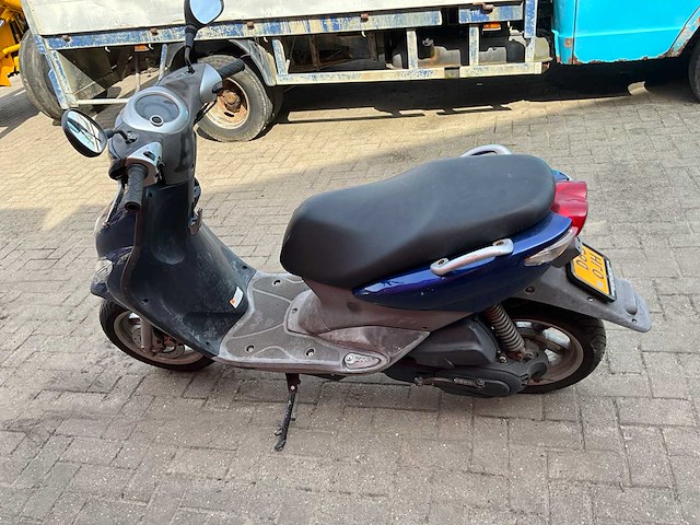 Yamaha neos scooter - afbeelding 11 van  13