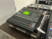 Yamaha o1v96i digitale mixer met profire 2626 audio interface - afbeelding 1 van  12