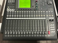 Yamaha o1v96i digitale mixer met profire 2626 audio interface - afbeelding 9 van  12