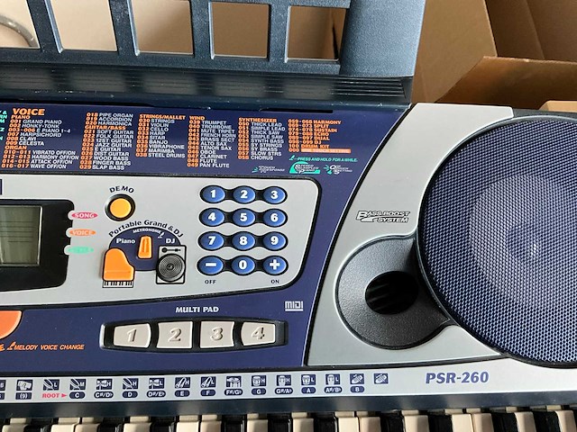 Yamaha psr-260 keyboard - afbeelding 4 van  7