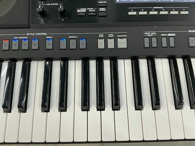 Yamaha psr-sx920 workstation - afbeelding 15 van  20