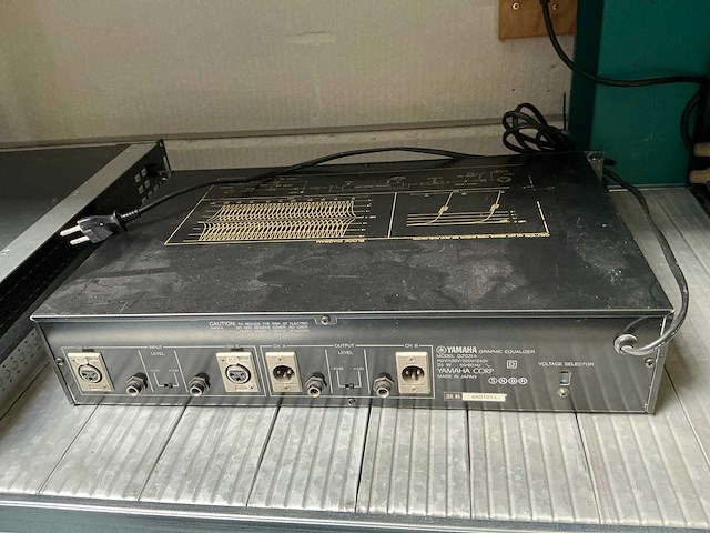 Yamaha q2031a graphic equalizer - afbeelding 4 van  4