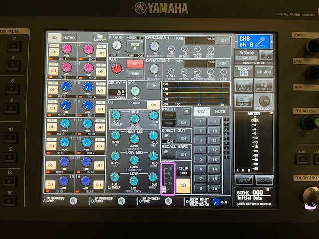 Yamaha ql1 digitale mixer - afbeelding 4 van  8