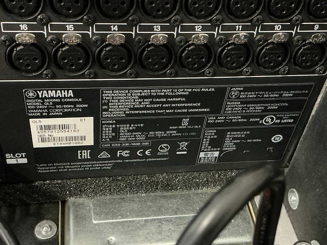 Yamaha ql5 digitale mixer - afbeelding 3 van  12