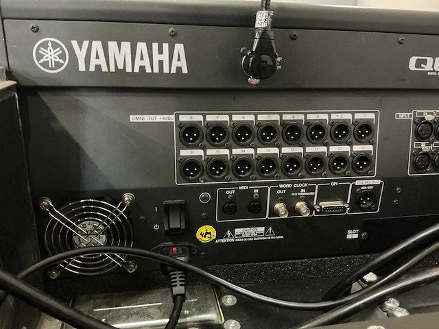 Yamaha ql5 digitale mixer - afbeelding 11 van  12