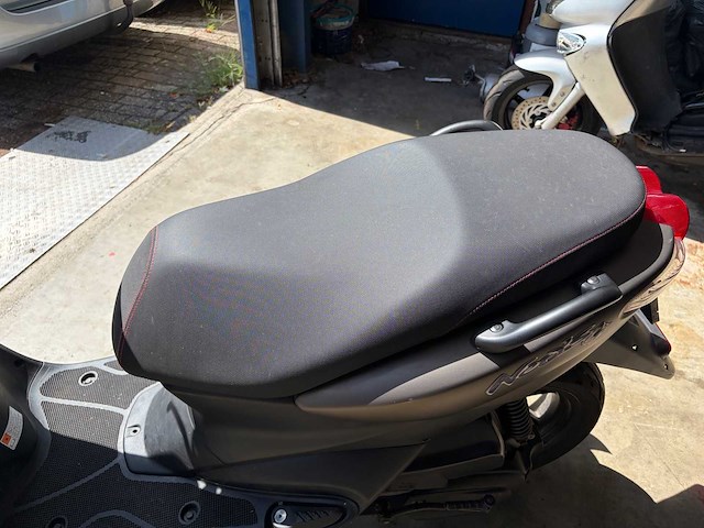 Yamaha snorscooter neo's 4 scooter - afbeelding 2 van  26